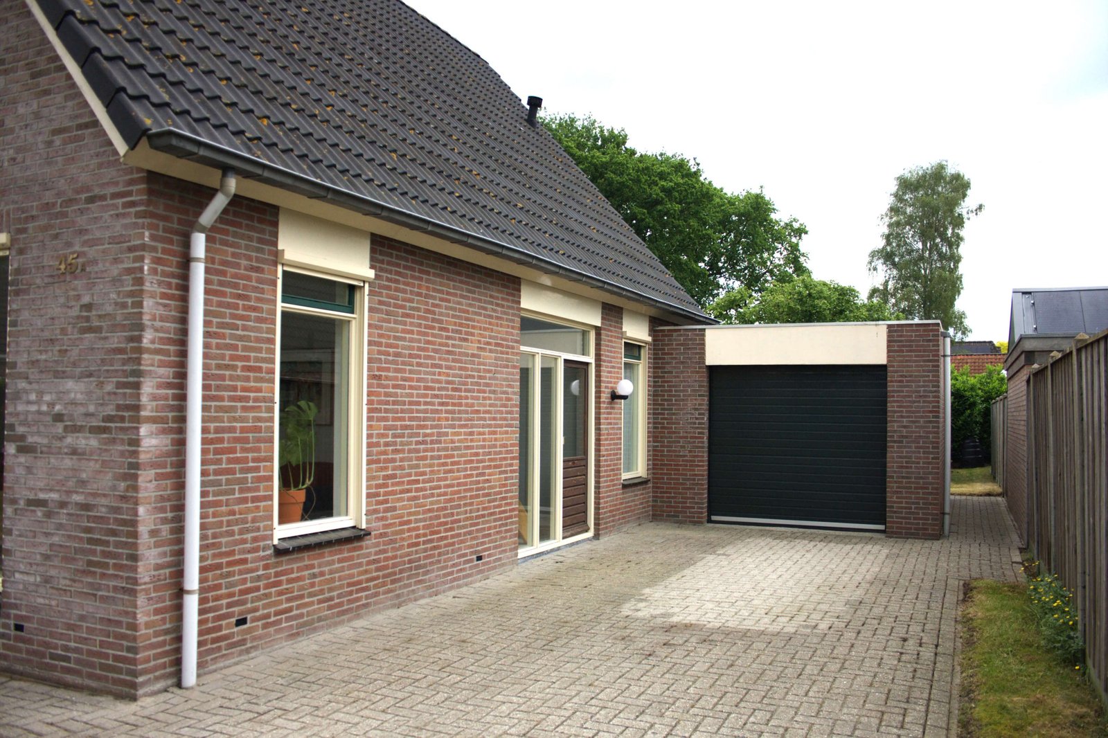 Huis op de Haule buiten